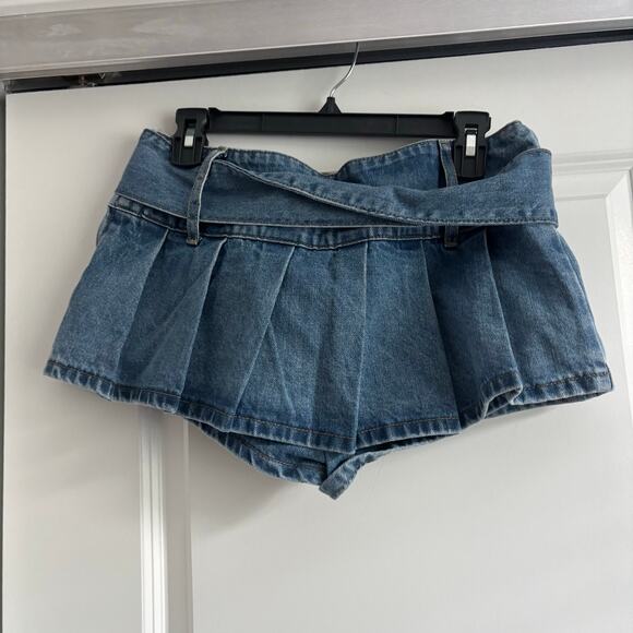 NWT Edikted Denim Pleated Low Rise Micro Mini Skort Sz M 90s y2k - Picture 3 of 9